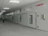 Instalación para Lacados y barnizados, en este caso cuenta con 3 zonas de aplicación individuales: <br>Fondo, Color y Barnizado final, Secadero de 60 m² en serie y zona de lijado con 3 puestos de trabajo