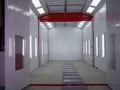 Instalación para Lacados y barnizados, en este caso cuenta con 3 zonas de aplicación individuales: <br>Fondo, Color y Barnizado final, Secadero de 60 m² en serie y zona de lijado con 3 puestos de trabajo